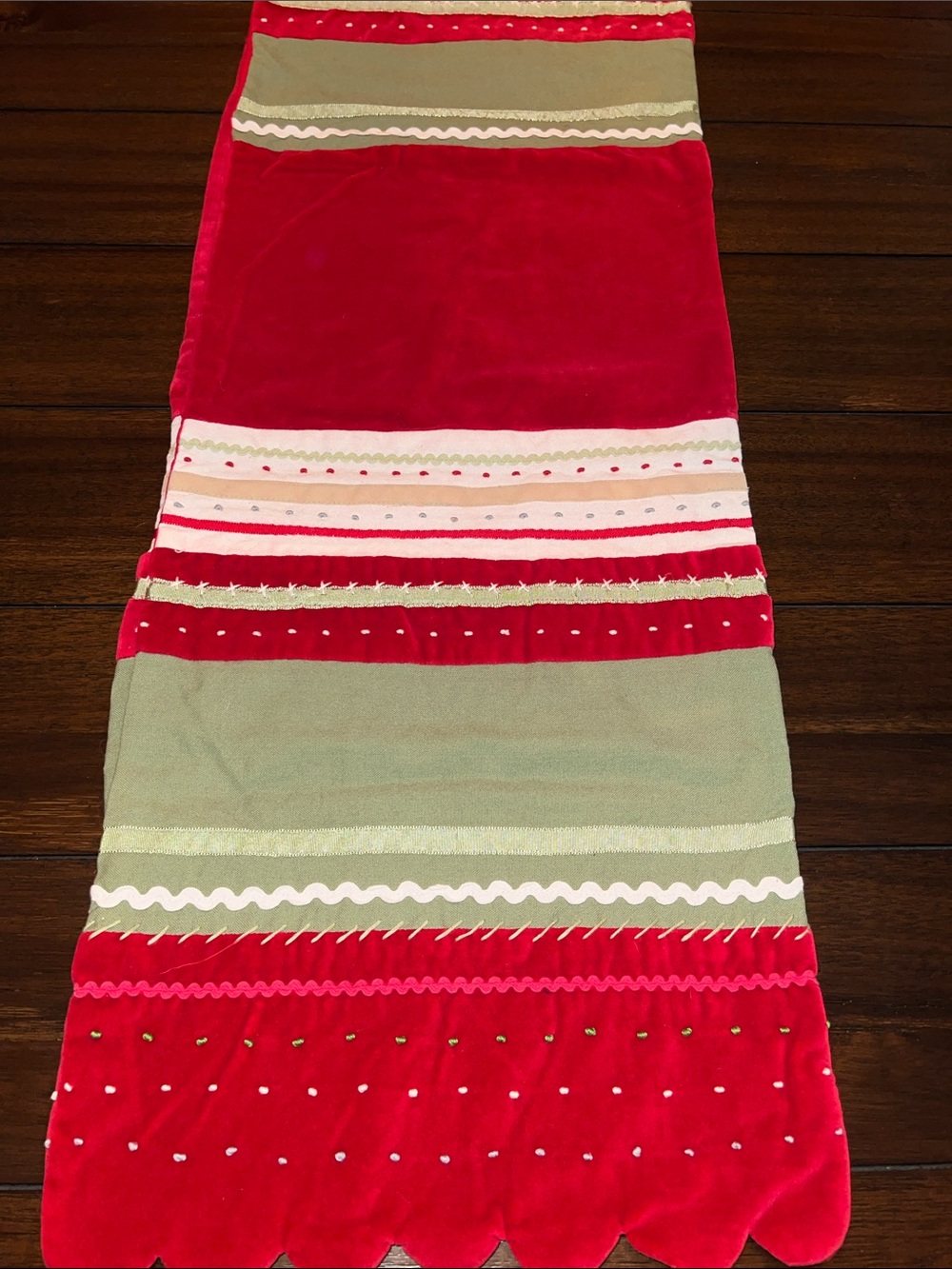 Red Velvet Green Embroidered Holiday Table Runner